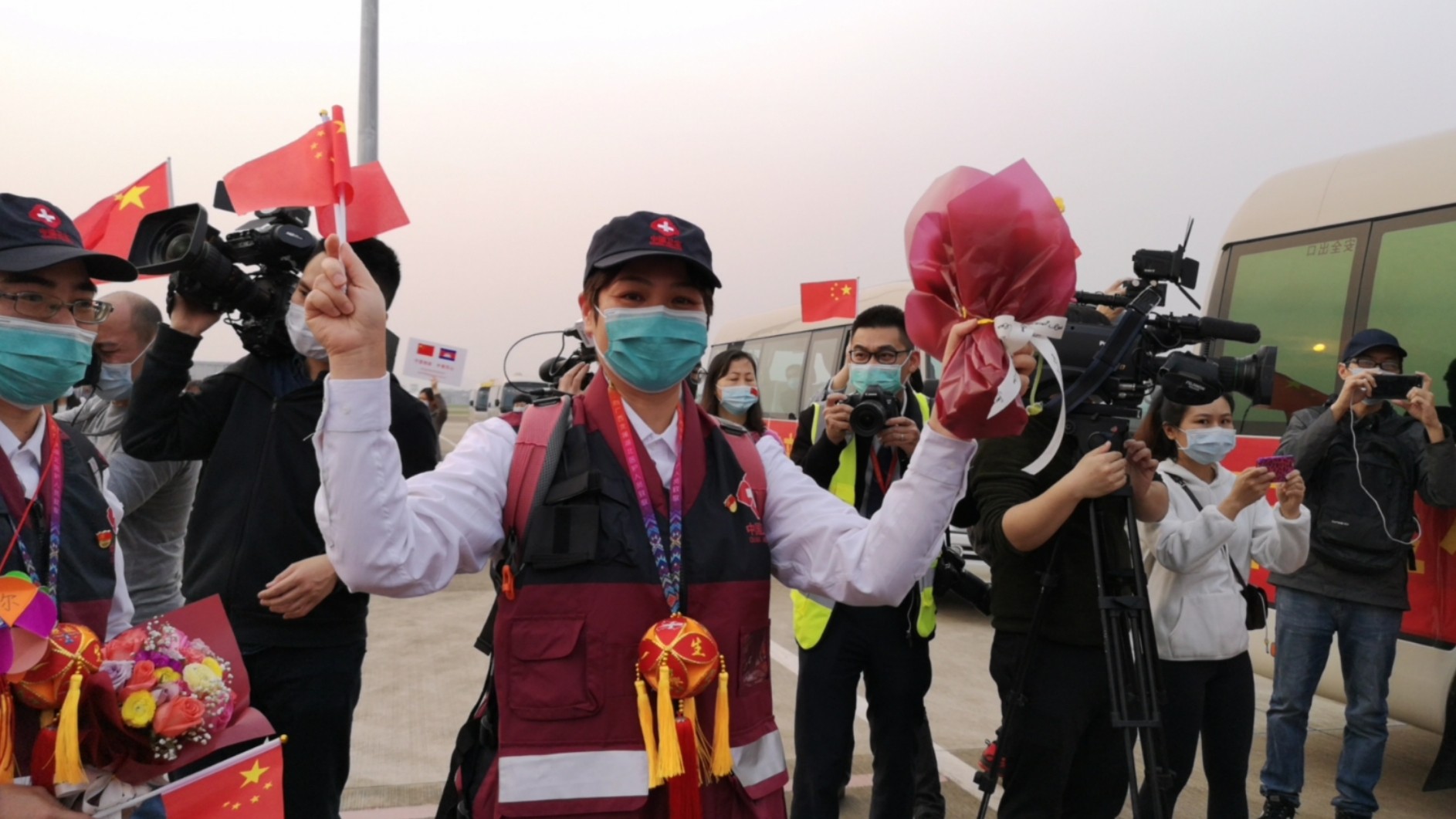 2020年4月7日,管起招护士长从柬埔寨平安凯旋