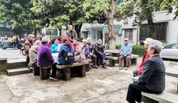 不忘初心  牢记使命  南溪山医院离退休职工党支部开展组织生活会及民主评议党员活动