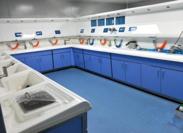 内镜中心内镜洗消间