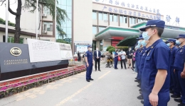 桂林市消防救援支队54名团员青年走进南溪山医院开展“五四”团日主题交流活动