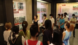 “医”心向党爱职工 金秋送学展未来