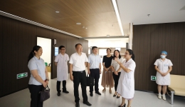 中国建设银行到南溪山医院开展交流活动