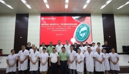 致敬教师！南溪山医院送健康活动走进中学校园