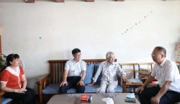 尊老爱老 情暖重阳 自治区南溪山医院开展重阳慰问活动