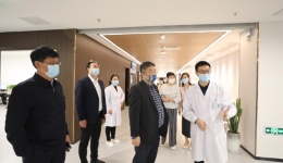 澳门科技大学协理副校长朱依谆到南溪山医院参观交流