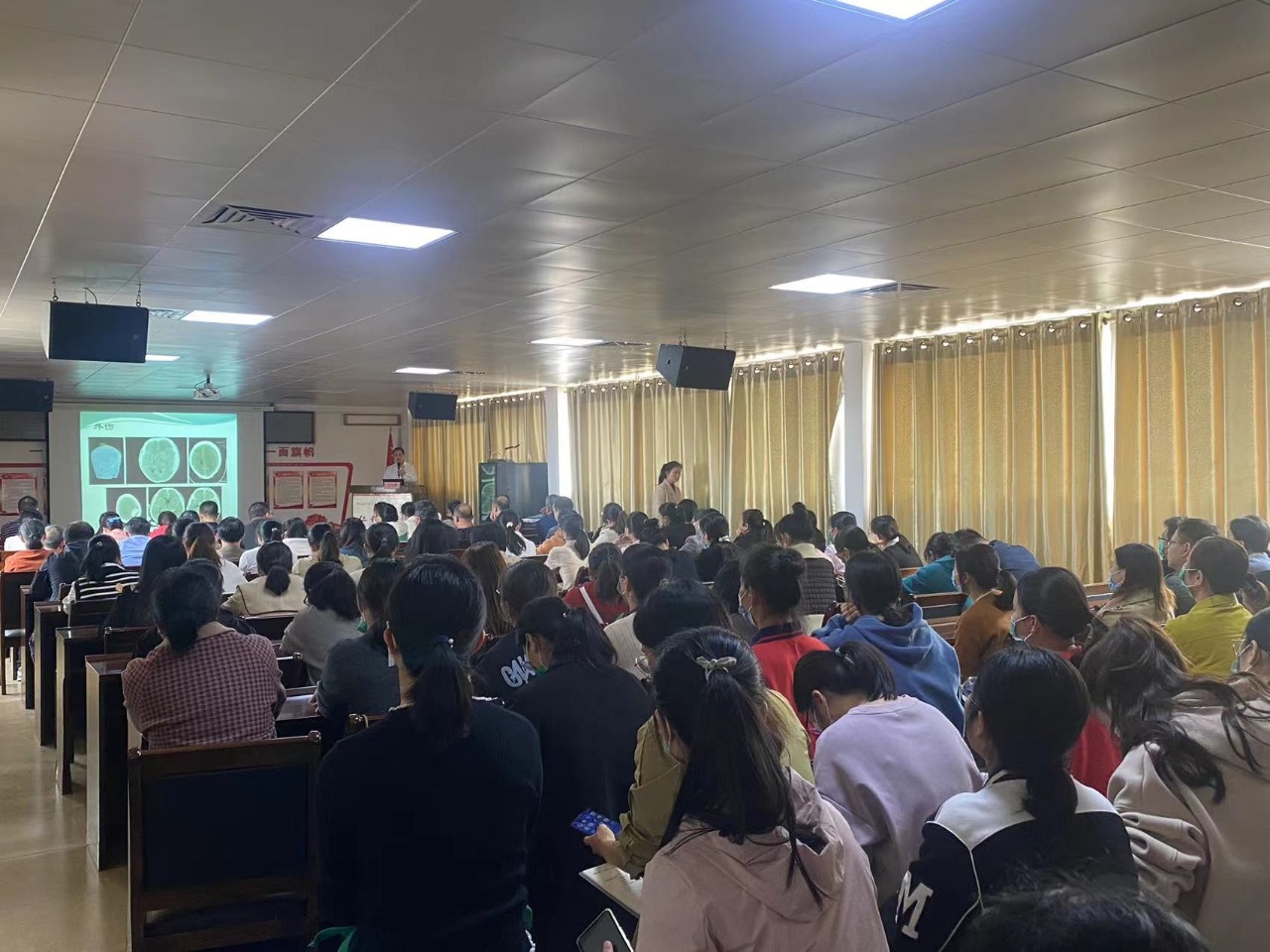 e1423c9044944b18ca744b95461cdf4