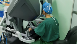 南溪山医院运用达芬奇手术机器人成功为患者切除巨型子宫肌瘤