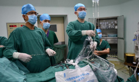 自治区南溪山医院“钥匙孔”微创手术祛除患者颈肩疼痛顽疾