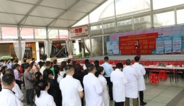 南溪山医院送医送健康进基层活动第67站走进万福广场