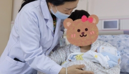 自治区南溪山医院成功为一先心病孕妇进行剖宫产手术