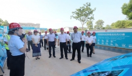 自治区卫生健康委党组书记、主任杜振宗到自治区南溪山医院调研