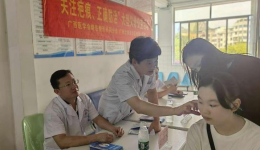自治区南溪山医院举行“关注瘢痕·正确防治”义诊活动