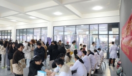 南溪山医院送健康活动第96站走进桂林信息科技学院