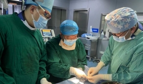 患者腹主动脉瘤破裂危在旦夕 南溪山医院血管外科精准“拆弹” 力挽狂澜