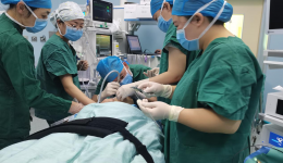 2岁幼儿误食坚果，南溪山医院医护团队20分钟化险为夷