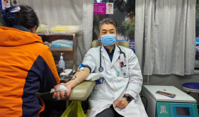 热血大爱 “医”不容辞 南溪山医院举行无偿献血活动