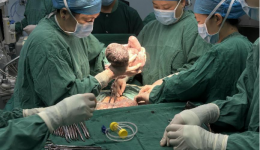 “瓷娃娃”妈妈圆母亲梦，南溪山医院保驾护航