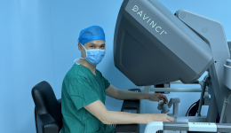 凌晨成功实施，傍晚即恢复行走——南溪山医院达芬奇手术机器人再显成效