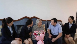 自治区南溪山医院开展护士节慰问活动