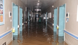 紧急救援!自治区南溪山医院全力抗洪抢险