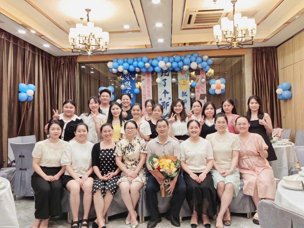 C:\Users\Think\Documents\WeChat Files\lzy124228105\FileStorage\Temp\149d64296640049e480c6a9e05900c3.jpg