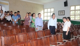 越南河江省卫生代表团一行到南溪山医院参观交流