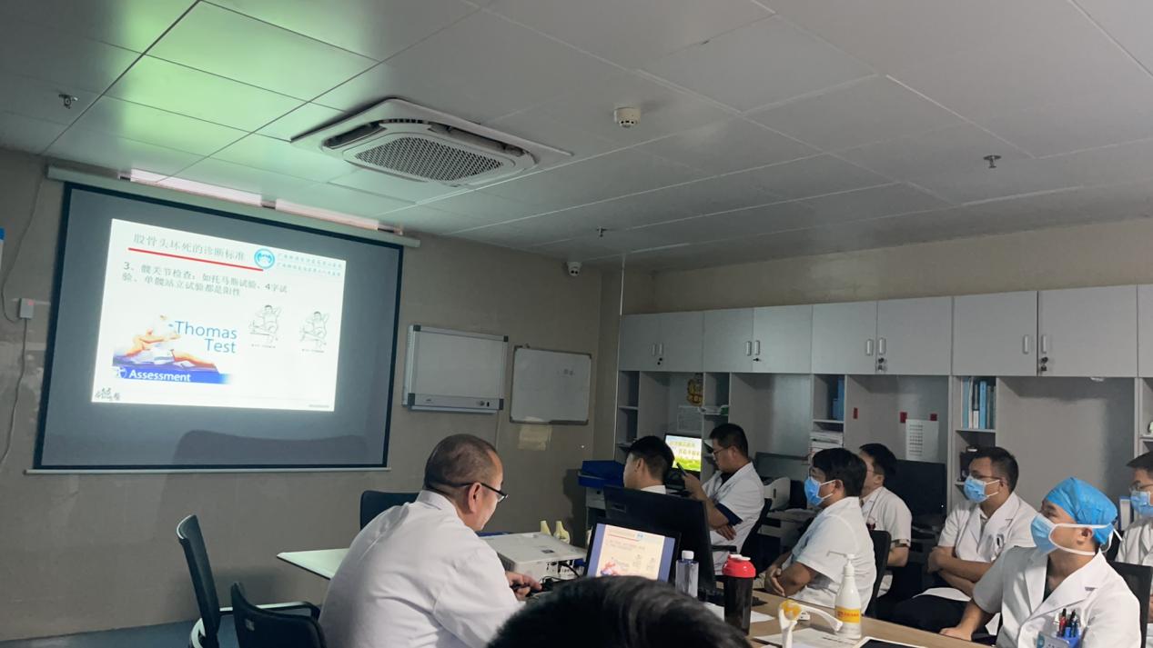 99b41e0f3ea464dac8de467bb52733c