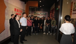 自治区南溪山医院与桂林市人民医院联合开展“清风扬正气 廉韵润仁心”主题党日活动