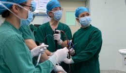桂北首例！自治区南溪山医院成功实施经呼吸内镜恶性肿瘤化学消融术