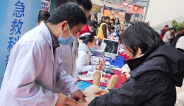 自治区南溪山医院青年文明号开展学雷锋主题志愿活动