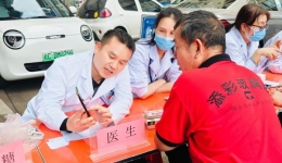 【义诊传递温暖 医疗守护健康】南溪山医院急诊重症第一党支部与灵川县人民医院联合开展健康义诊活动