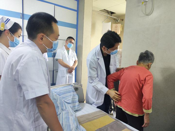 76a302560324f1a9fe7f11cf2824e72