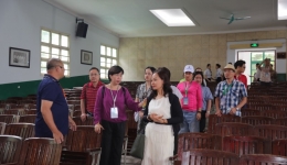 越南红色旅游代表团到自治区南溪山医院参观交流共叙中越红色友谊