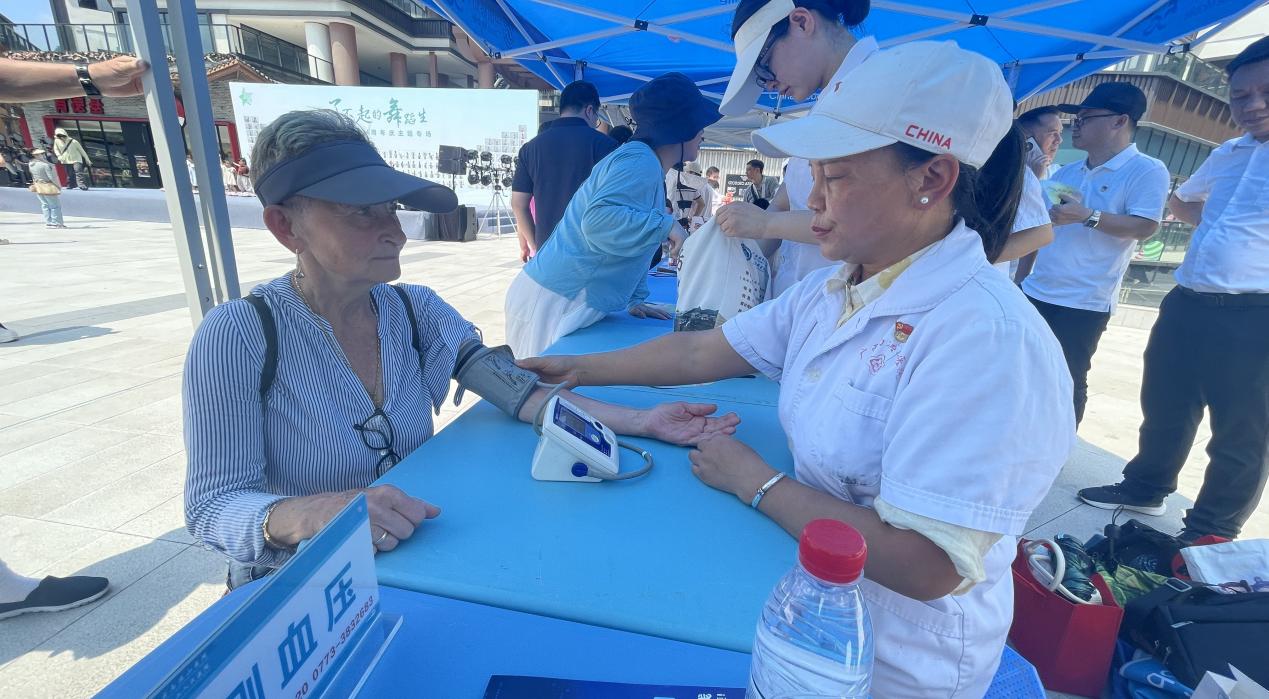 b4b2f243761bb738f7d83882afe627b