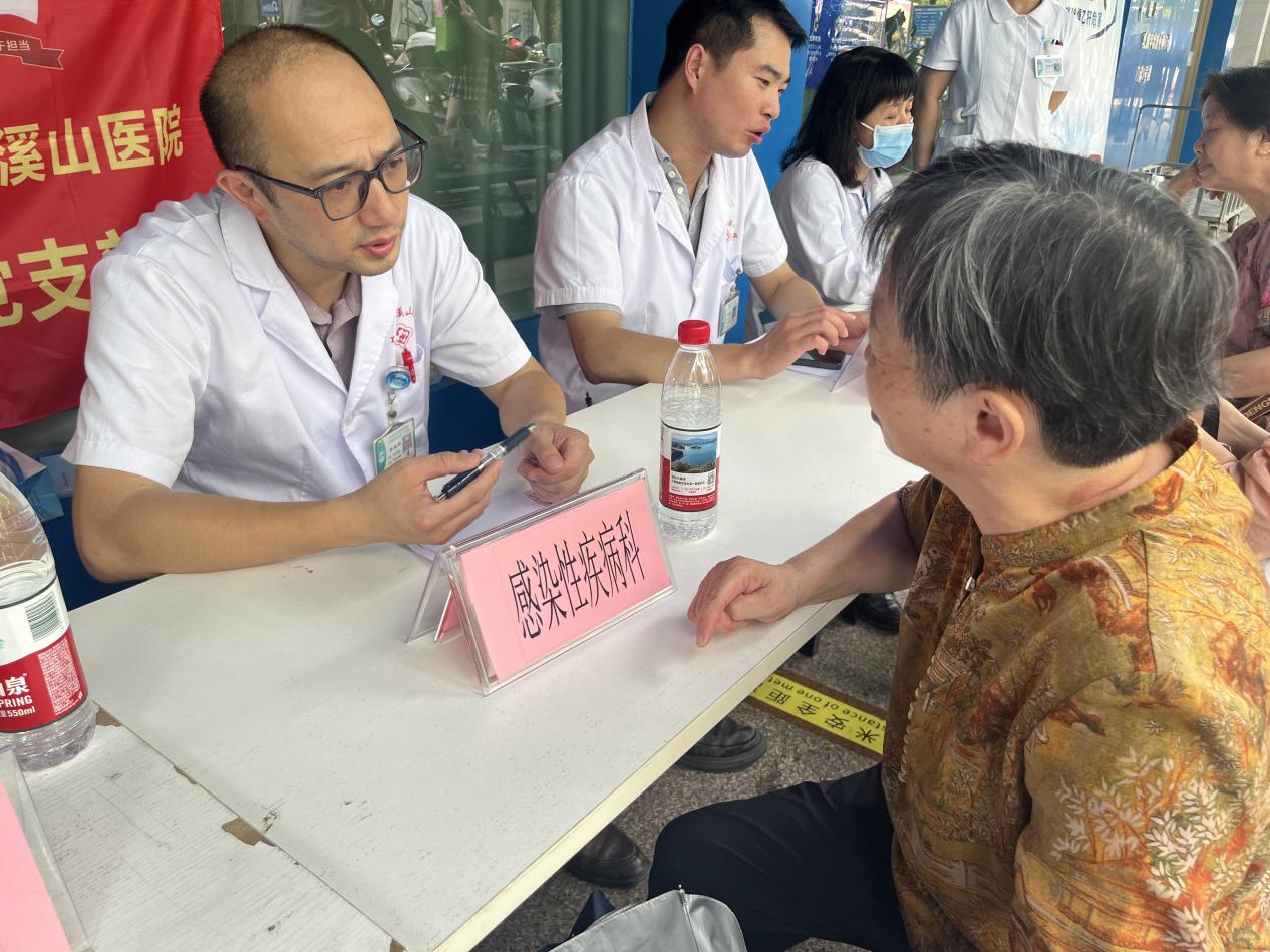 56f4a8f569fef5bd20dfefcd9667768