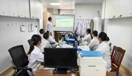 自治区南溪山医院内科第十党支部赴全州开展“党建+临床”主题党日活动